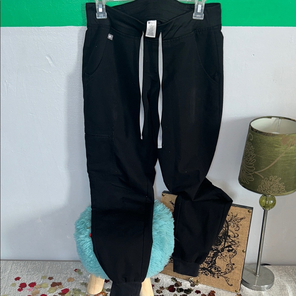 Figs Black scrub Pants Small